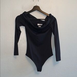 Aritzia contour bodysuit
